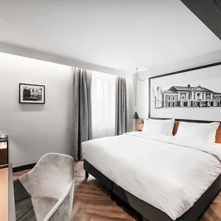 Отель Mercure Hotel, Meetings, Events, Restaurant & Bar - Accor Group, Pet Free Клайпеда