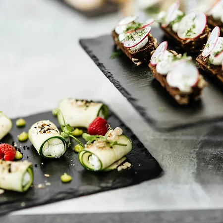 Mercure Hotel, Meetings, Events, Restaurant & Bar - Accor Group Hotel