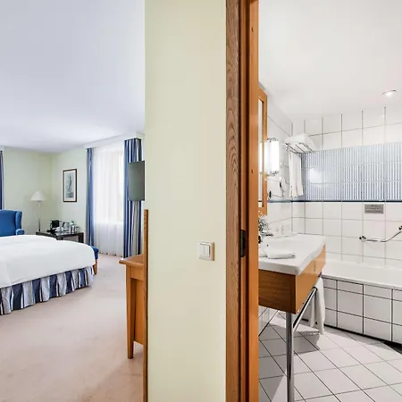 Hotel Mercure Hotel, Meetings, Events, Restaurant & Bar - Accor Group 4*