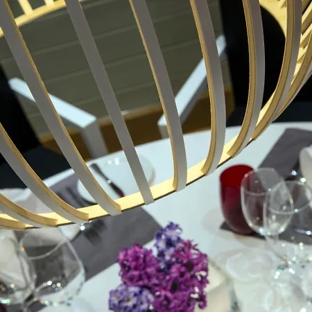 Mercure Hotel, Meetings, Events, Restaurant & Bar - Accor Group فندق 4*