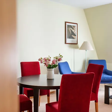 Mercure Hotel, Meetings, Events, Restaurant & Bar - Accor Group 4*