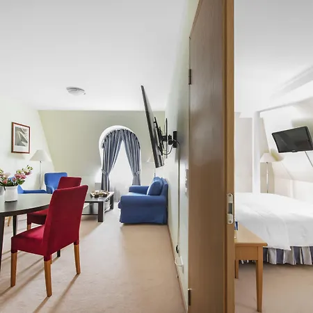 Mercure Hotel, Meetings, Events, Restaurant & Bar - Accor Group 4*