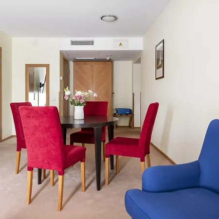 Mercure Hotel, Meetings, Events, Restaurant & Bar - Accor Group, Pet Free Hotel 4*