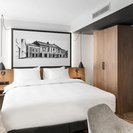 Mercure Hotel, Meetings, Events, Restaurant & Bar - Accor Group Hotel 4*
