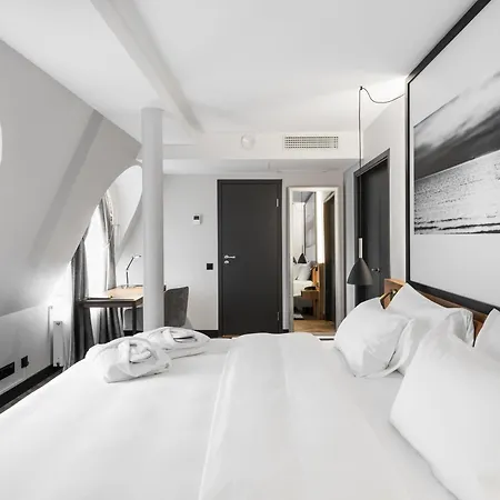 Mercure Hotel, Meetings, Events, Restaurant & Bar - Accor Group 4*