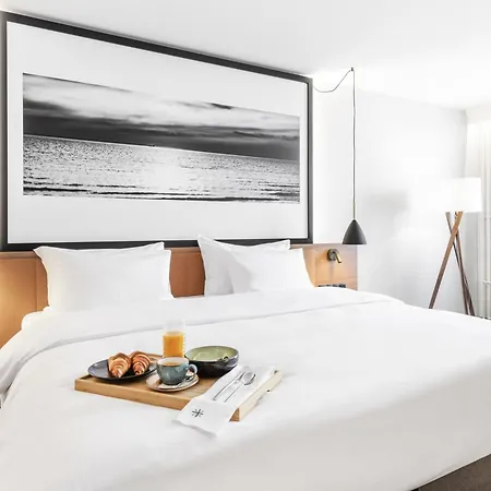 Mercure Hotel, Meetings, Events, Restaurant & Bar - Accor Group Hotel