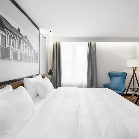 Hotel Mercure Hotel, Meetings, Events, Restaurant & Bar - Accor Group 4*