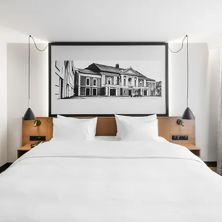 Hotel Mercure Hotel, Meetings, Events, Restaurant & Bar - Accor Group 4*