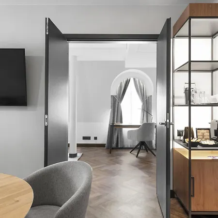 Hotel Mercure Hotel, Meetings, Events, Restaurant & Bar - Accor Group