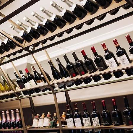 Mercure Hotel, Meetings, Events, Restaurant & Bar - Accor Group Hotel 4*