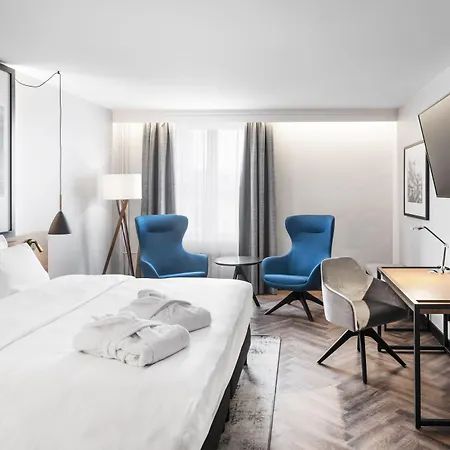 Mercure Hotel, Meetings, Events, Restaurant & Bar - Accor Group 4*