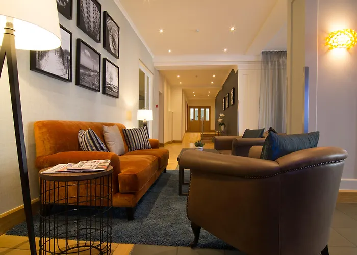 Mercure Hotel, Meetings, Events, Restaurant & Bar - Accor Group