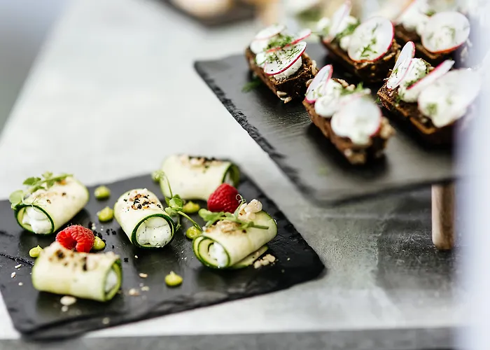 Mercure Hotel, Meetings, Events, Restaurant & Bar - Accor Group فندق