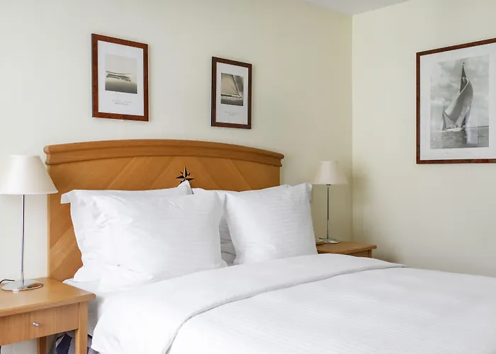 Mercure Hotel, Meetings, Events, Restaurant & Bar - Accor Group فندق كلابيدا