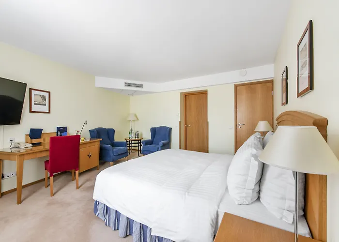 Mercure Hotel, Meetings, Events, Restaurant & Bar - Accor Group