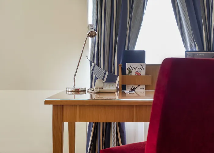 Mercure Hotel, Meetings, Events, Restaurant & Bar - Accor Group فندق