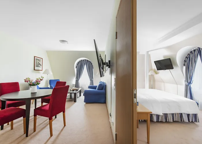 Mercure Hotel, Meetings, Events, Restaurant & Bar - Accor Group 4*