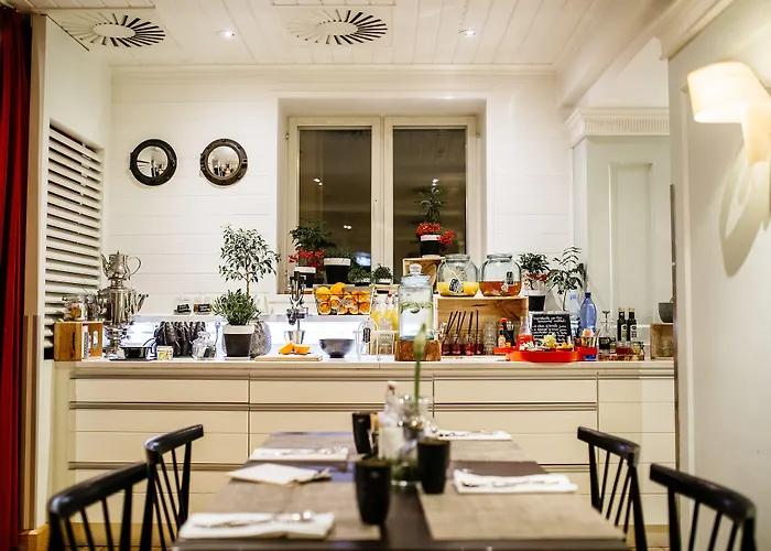 Mercure Hotel, Meetings, Events, Restaurant & Bar - Accor Group 4*