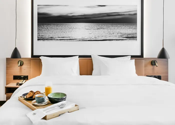 Mercure Hotel, Meetings, Events, Restaurant & Bar - Accor Group Hotel