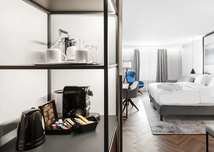 Mercure Hotel, Meetings, Events, Restaurant & Bar - Accor Group