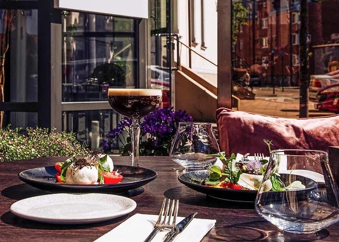 Mercure Hotel, Meetings, Events, Restaurant & Bar - Accor Group